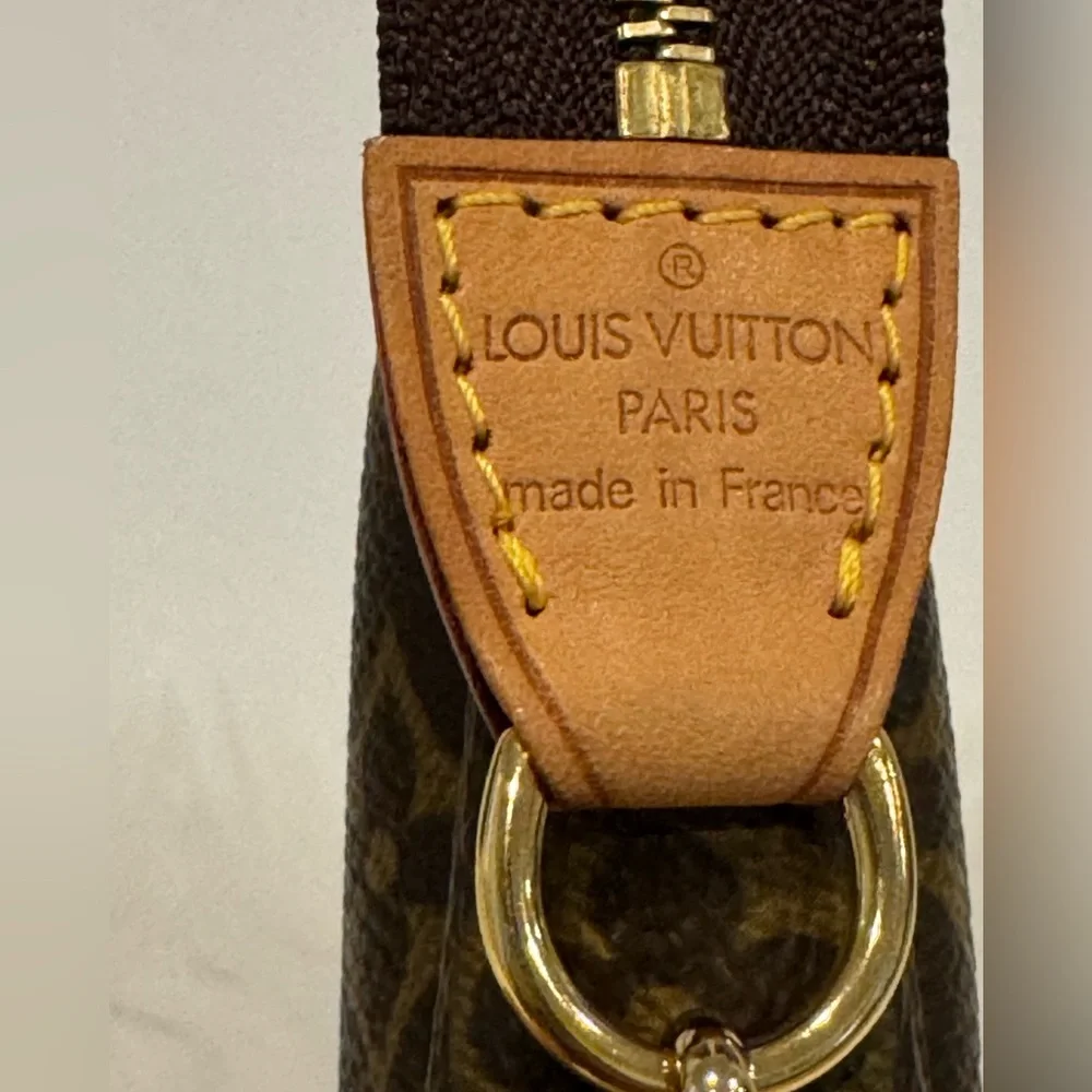 Louis Vuitton Mini Pochette Acessories